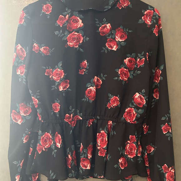 H&M Black Floral Semi Sheer Ruffle Blouse Whimsy  Goth Size 6 - Picture 9 of 12